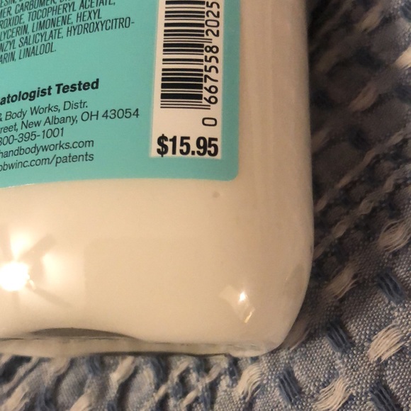 NWT 3) Piece Bath & Body Works At The Beach Shower Gel, Body Wash & Lotion - Picture 7 of 7